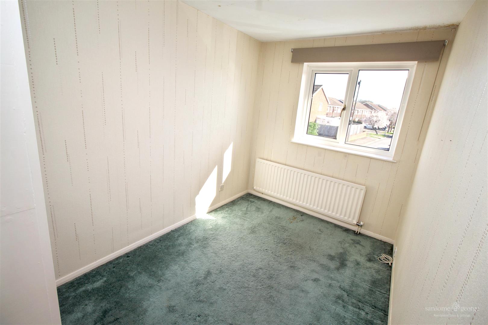Walnut Way, Tilehurst, Reading